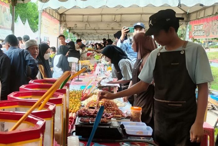 Event Lorong Pasar Ramadhan yang diinisiasi oleh IRMA Masjid Agung Sultan Sulaiman, Tenggarong beberapa waktu lalu.