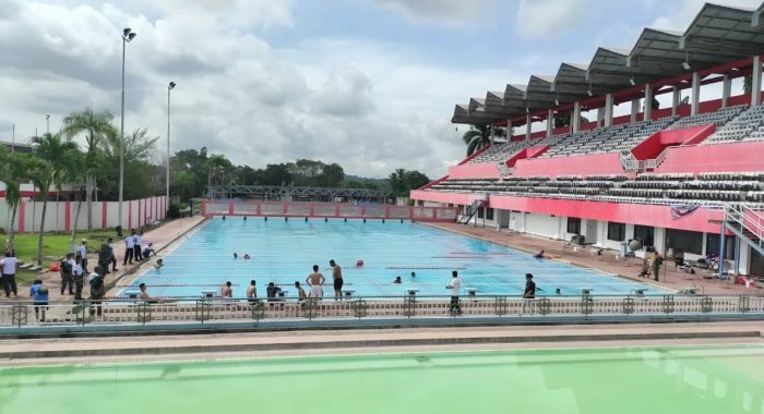 Kolam renang Putri Junjung Buyah di Kecamatan Tenggarong