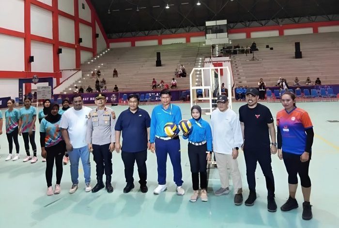 Pembukaan Turnamen Voli KNPI Cup 2025