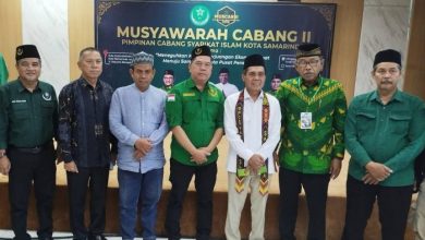 Ketua DPRD Samarinda Helmi Abdullah saat menghadiri undangan Musyawarah Cabang II Pimpinan SYarikat Islam Kota Samarinda.