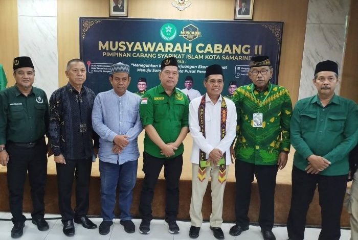 Ketua DPRD Samarinda Helmi Abdullah saat menghadiri undangan Musyawarah Cabang II Pimpinan SYarikat Islam Kota Samarinda.