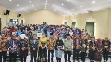 Bupati Berau Sri Junarsih Mas dan Wakil Bupati Berau Gamalis menghadiri acara Gratispol Connect bersama Gubernur Kalimantan Timur Rudy Mas'ud di Aula Universitas Muhammadiyah Berau, Kamis (23/7/2026).