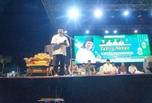 Wakil Bupati Berau Gamalis menghadiri Tabligh Akbar dan Peringatan Maulid Nabi Muhammad SAW 1448 Hijriah di Lapangan Bina Taruna, Kampung Labanan Makarti, Kecamatan Teluk Bayur, Minggu (23/8/2026).
