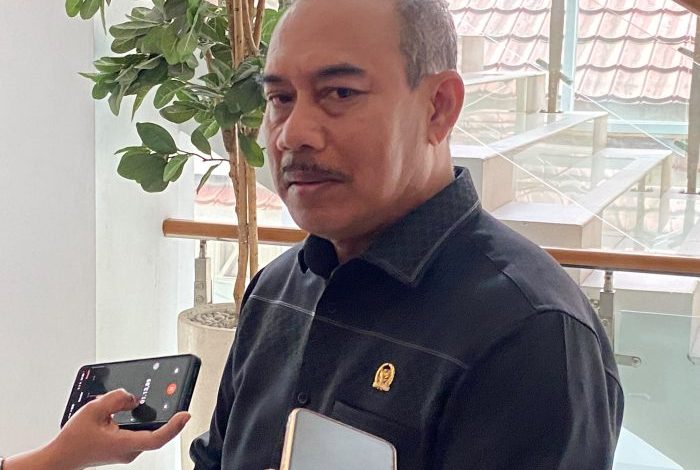 Wakil Ketua II DPRD Kota Samarinda, Ahmad Vananzda