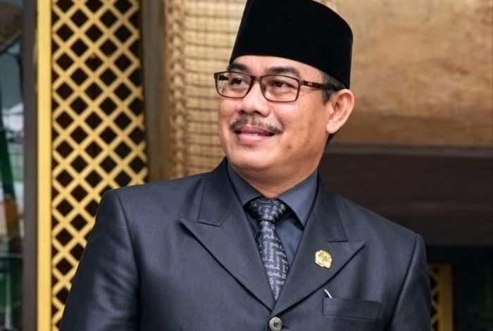 Wakil Ketua II DPRD Kota Samarinda, Ahmad Vananzda