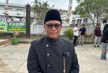 Kepala DKP Kukar, Muslik saat berada Makam Aji Imbut, Senin (28/9/2026).