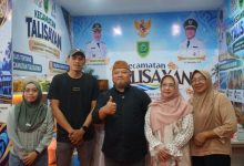 Wakil Bupati Berau, Gamalis saat meninjau salah satu stand di Berau Expo 2026, Kamis (20/10/2026).