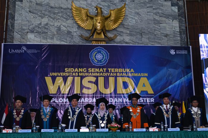 Universitas Muhammadiyah Banjarmasin menggelar prosesi wisuda sementer genap Tahun 2026 di Gedung Sultan Suriansyah, Selasa pagi (6/10/2026).