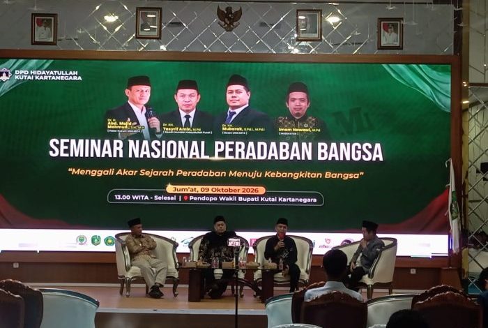 DPD Hidayatullah Kutai Kartanegara menggelar Seminar Nasional Peradaban Bangsa bertema “Menggali Akar Sejarah Peradaban Menuju Kebangkitan Bangsa”di Pendopo Wakil Bupati Kutai Kartanegara, Jumat (9/10/2026).
