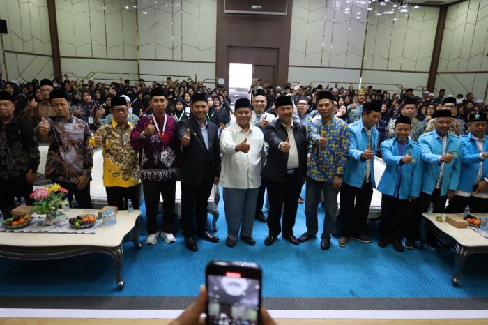 Pelaksanaan Sertifikasi dan Munaqasah Akbar Guru Mengaji di Pendopo Wakil Bupati Kukar, Sabtu (17/10/2026).