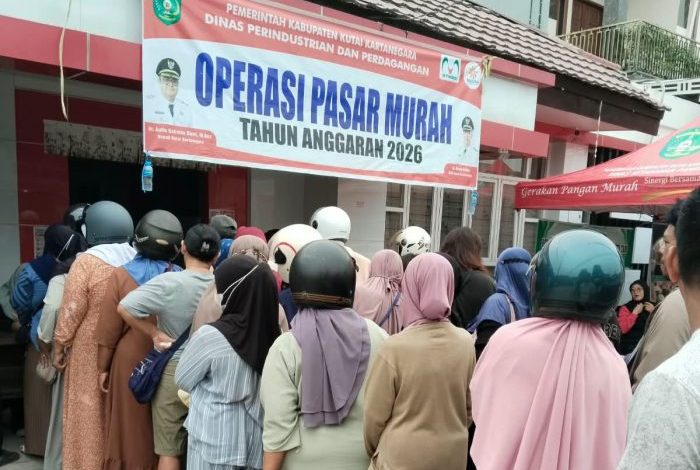 Pelaksanaan Operasi Pasar Murah (OPM) di Kecamatan Tenggarong