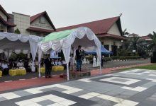 Upacara Peringatan Hari Santri Nasional di Halaman Kantor Bupati Berau, Kamis (22/10/2026).